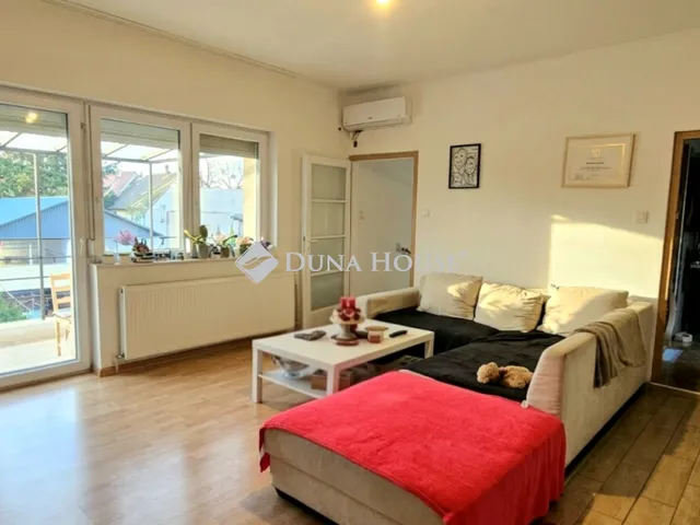 Eladó ház Budapest XIX. kerület, Hunyadi utca 175 nm