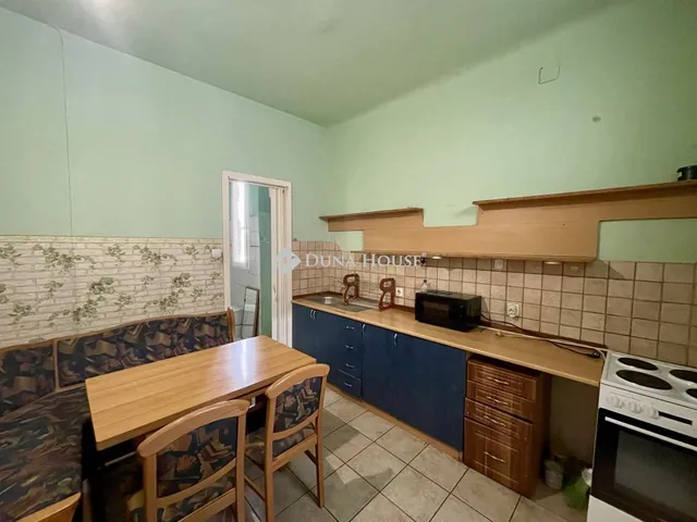 Eladó lakás Budapest VIII. kerület, Diószegi Sámuel utca 34 nm