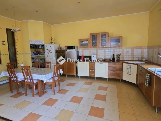 Eladó ház Budapest XXI. kerület 363 nm