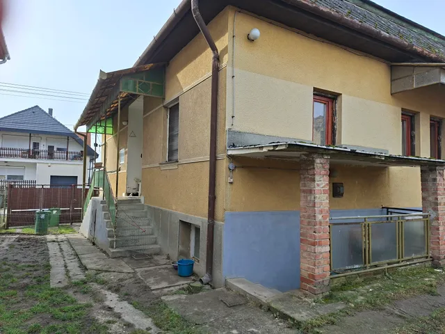 Eladó ház Zsámbok 100 nm