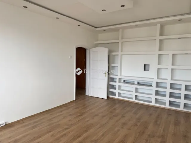 Eladó lakás Budapest XI. kerület, Neszmélyi út 55 nm