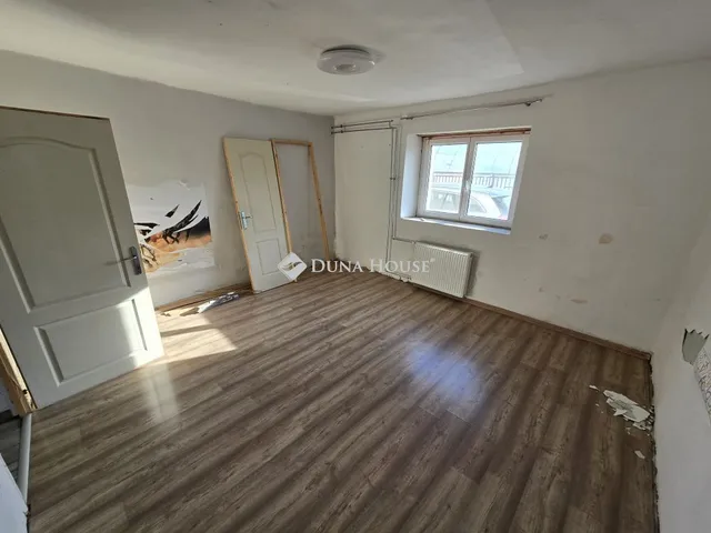Eladó ház Szeged, Álmos köz 96 nm