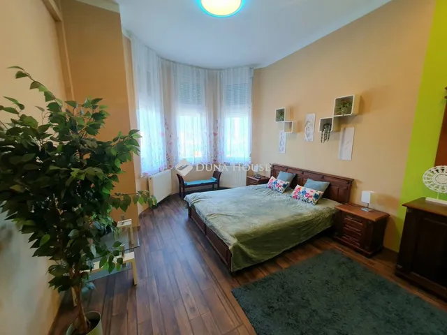 Kiadó lakás Budapest VI. kerület 81 nm