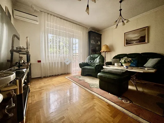 Eladó ház Budapest XIV. kerület, Mogyoródi út 109 nm