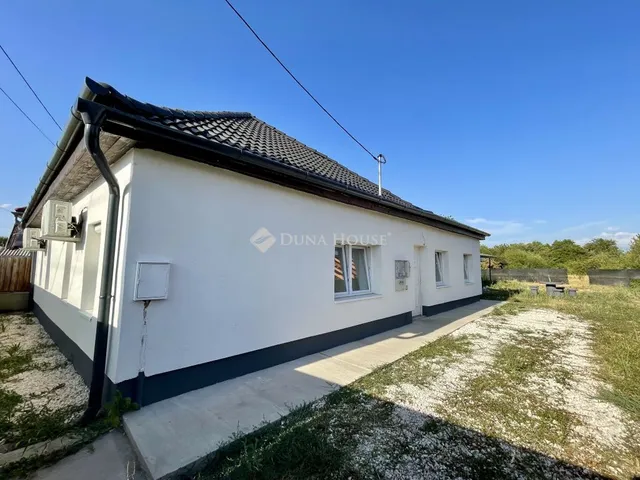 Eladó ház Lőrinci 94 nm