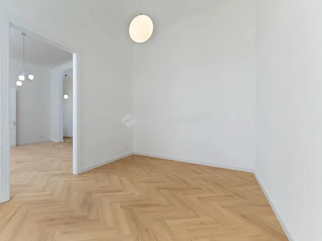 Eladó lakás Budapest XI. kerület, Bartók Béla út 109 nm