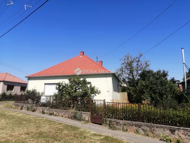 Eladó ház Geresdlak 70 nm