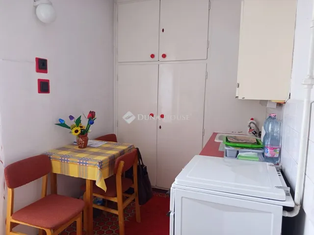 Eladó lakás Pécs, Endresz György utca 47 nm