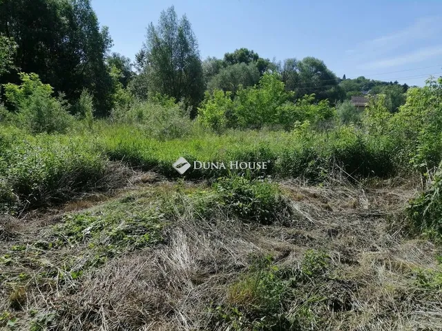 Eladó telek Pécel, Isaszegi út 4355 nm
