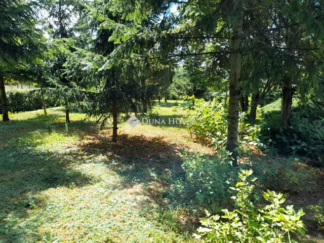 Eladó telek Iklad, Sport utca 7759 nm