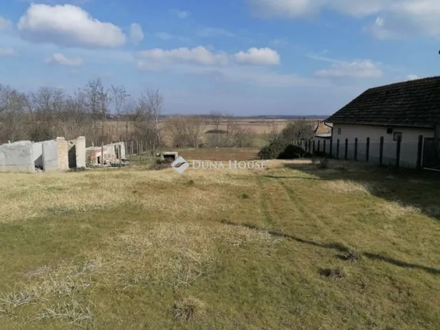 Eladó telek Tóalmás, Bajcsy-Zsilinszky utca 1590 nm