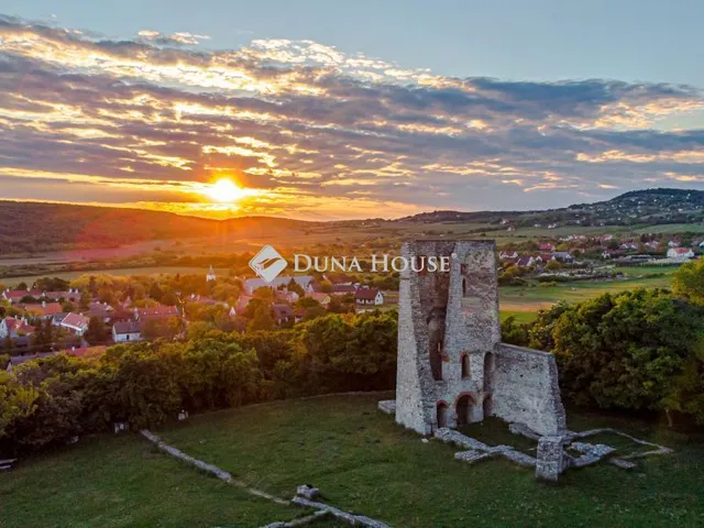 Eladó telek Dörgicse 1741 nm