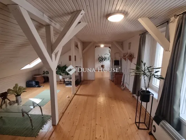 Eladó lakás Esztergom 119 nm