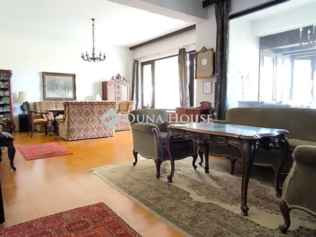 Eladó ház Esztergom 360 nm