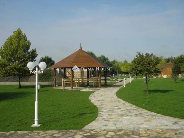 Eladó telek Tápiószele 21000 nm