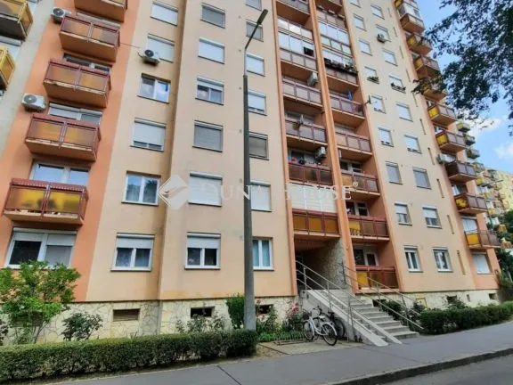 Kiadó lakás Szolnok 54 nm