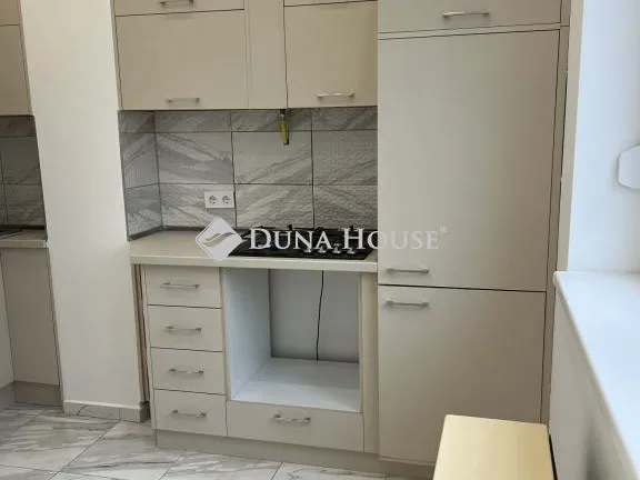 Eladó lakás Jászberény 52 nm