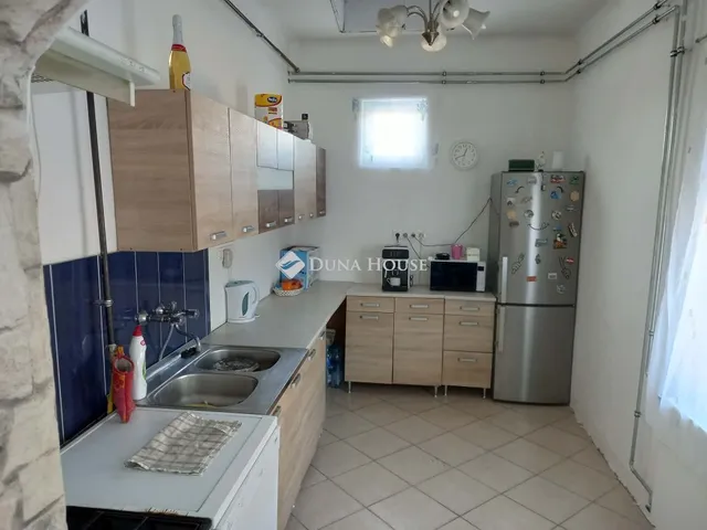 Eladó ház Jászkisér 70 nm