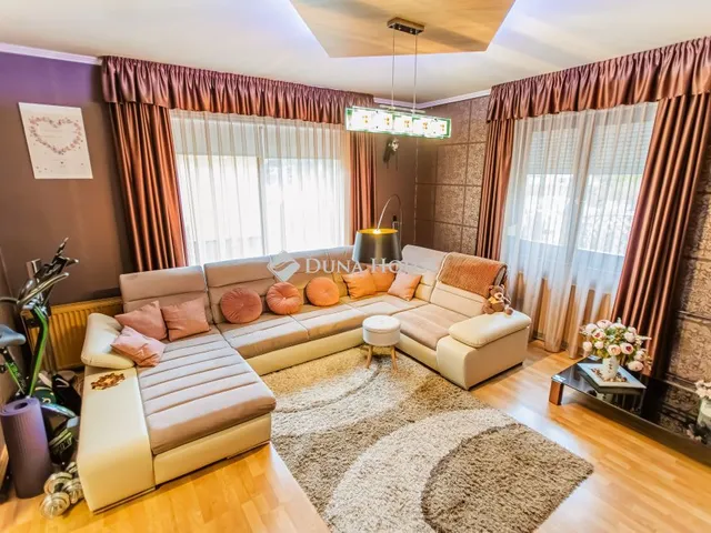 Eladó ház Jászberény 160 nm