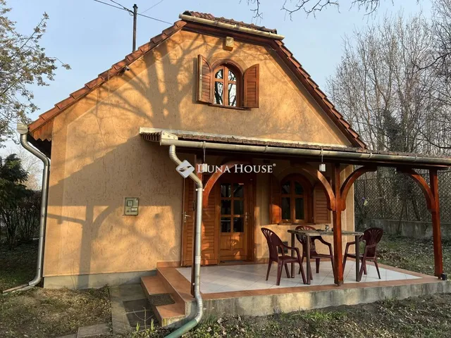 Eladó üdülő és hétvégi ház Jászapáti 60 nm