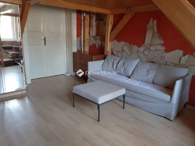 Eladó ház Jászapáti 93 nm