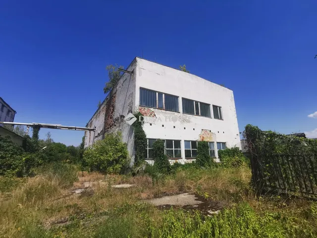 Eladó kereskedelmi és ipari ingatlan Ászár 89532 nm