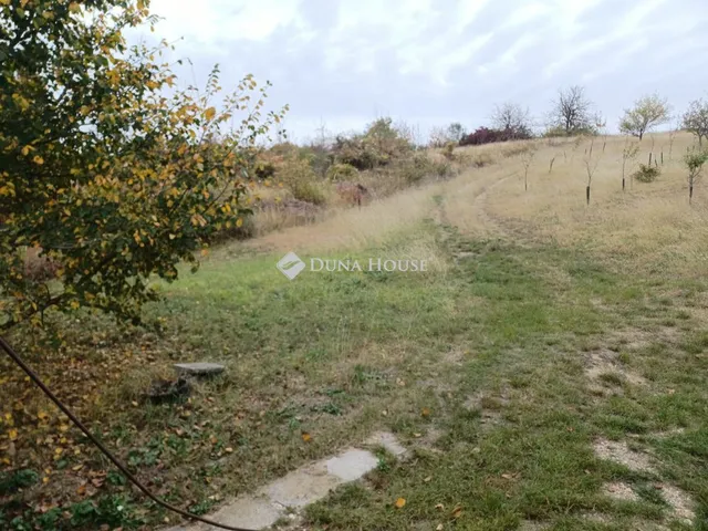 Eladó telek Úny 3086 nm