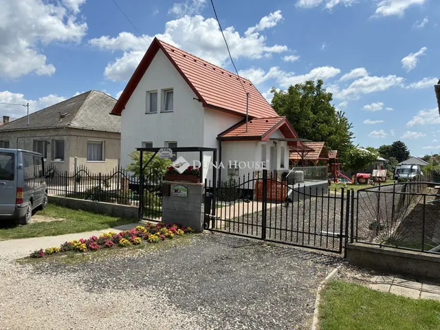 Eladó ház Ráckeresztúr 87 nm