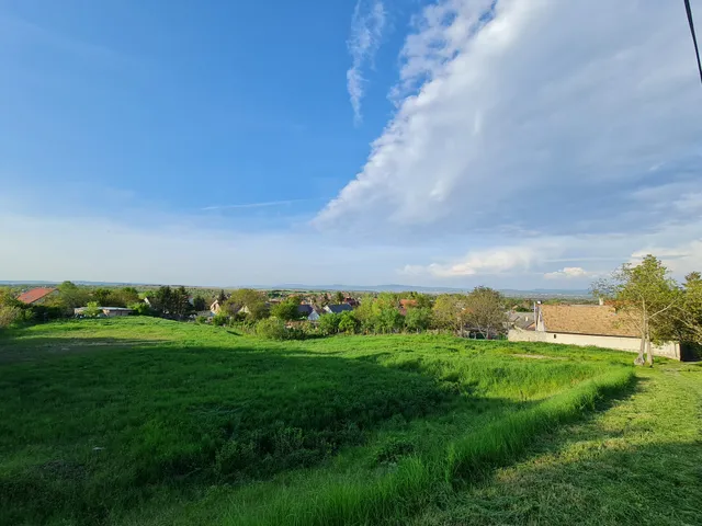 Eladó telek Etyek 3202 nm