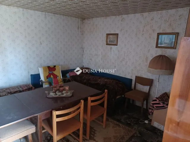 Eladó ház Bicske 30 nm