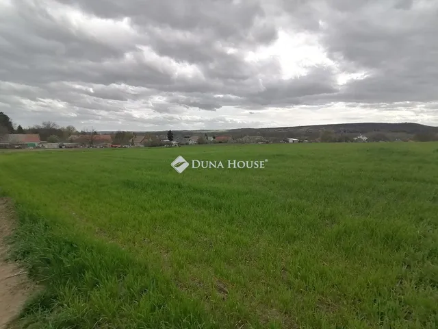 Eladó telek Alcsútdoboz 9207 nm