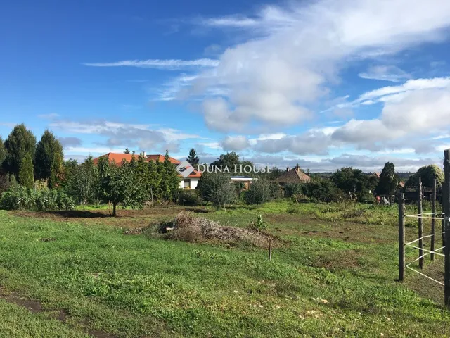 Eladó telek Felcsút 1015 nm