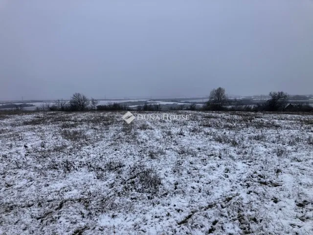 Eladó telek Bicske 4234 nm