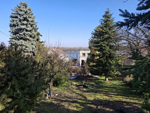 Eladó ház Kulcs 30 nm