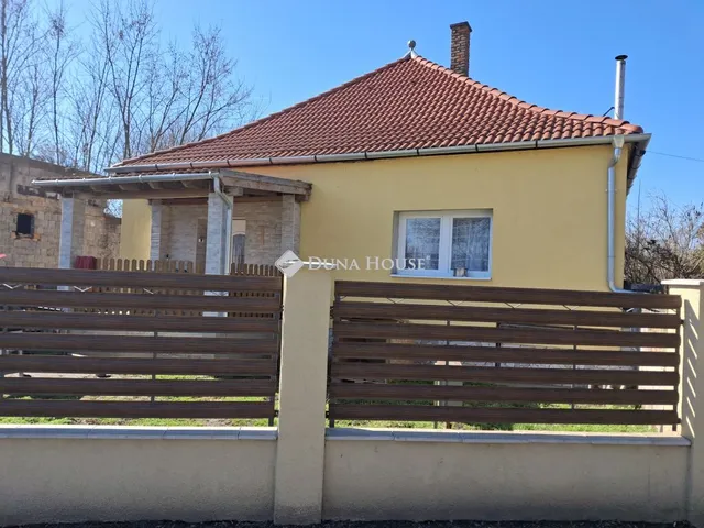 Eladó ház Bicske 85 nm