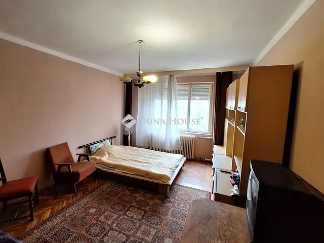 Eladó lakás Bicske 57 nm