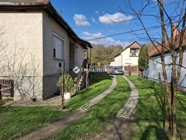 Eladó ház Tabajd 100 nm