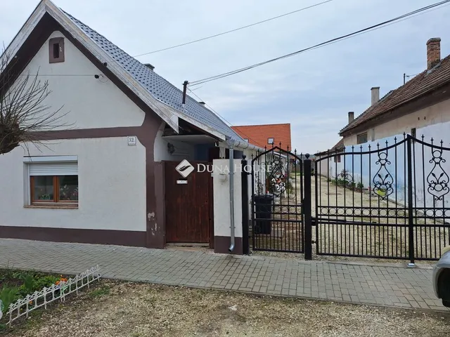 Eladó ház Bicske 54 nm