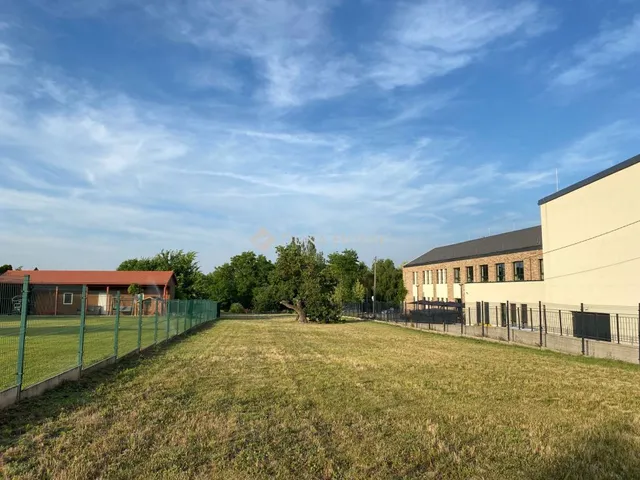 Eladó telek Felcsút 1474 nm