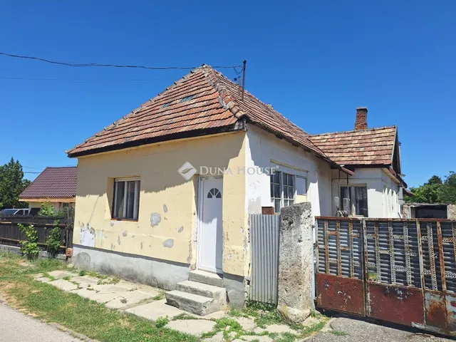 Eladó ház Bicske 135 nm