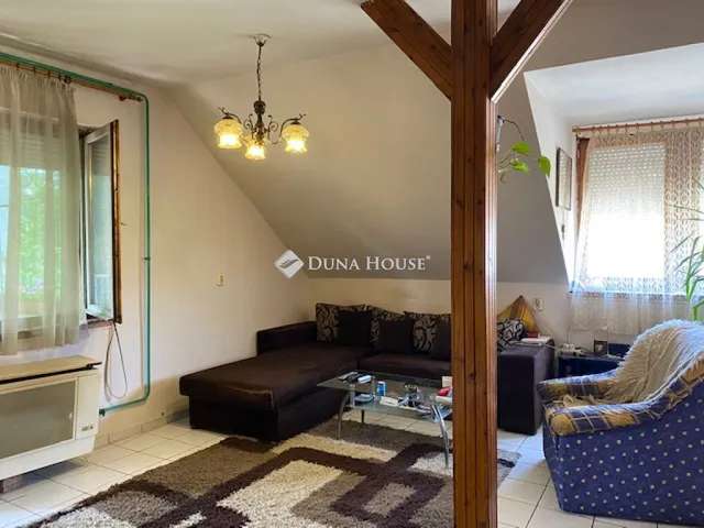 Eladó ház Felcsút, Rákóczi Ferenc utca 249 nm
