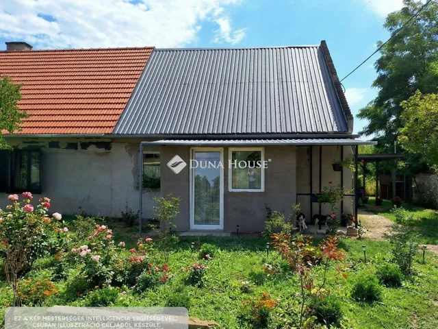 Eladó ház Óbarok, Vázsony utca 32 nm