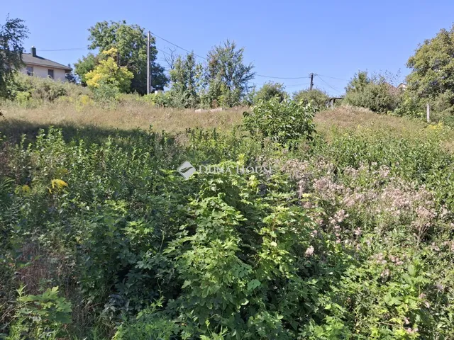 Eladó telek Óbarok 1200 nm