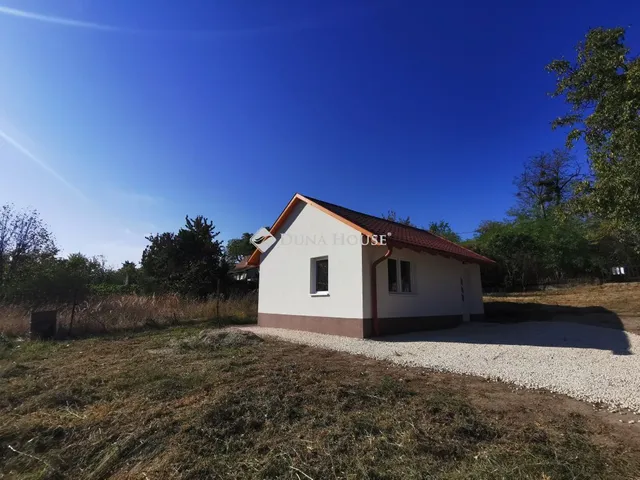 Eladó üdülő és hétvégi ház Tata, Látóhegy 40 nm