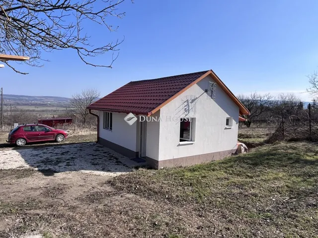 Eladó üdülő és hétvégi ház Tata 40 nm