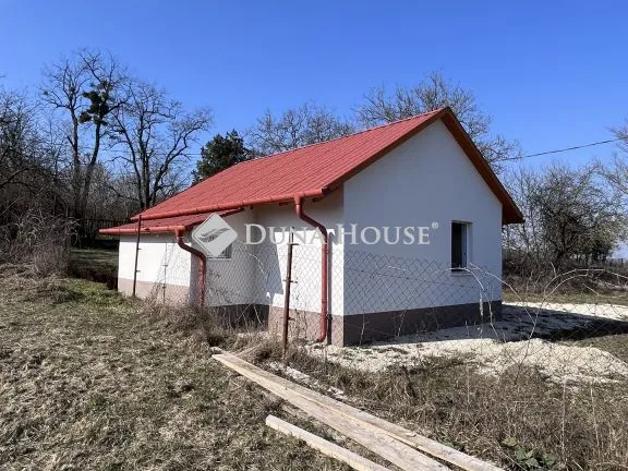 Eladó üdülő és hétvégi ház Tata, Látóhegy 40 nm