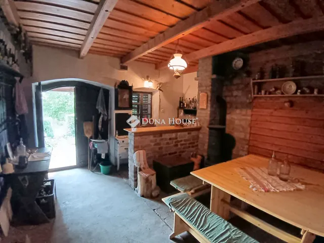 Eladó mezőgazdasági ingatlan Bicske 30 nm