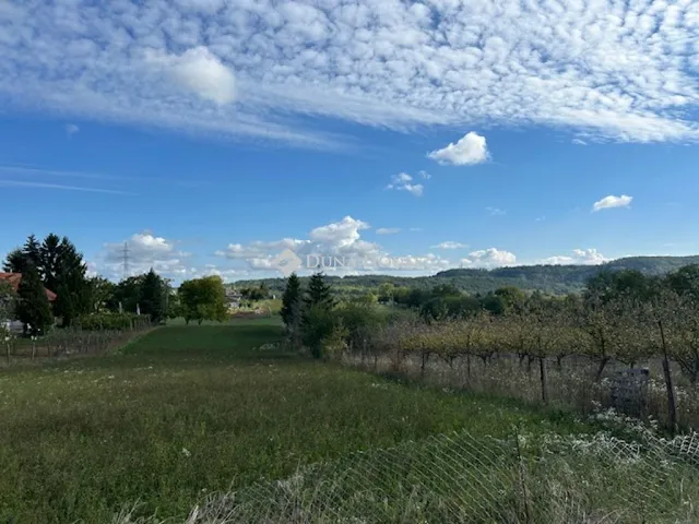 Eladó telek Óbarok, Domb utca 2152 nm