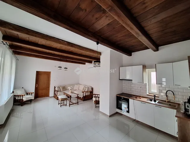 Eladó ház Vértesacsa 122 nm