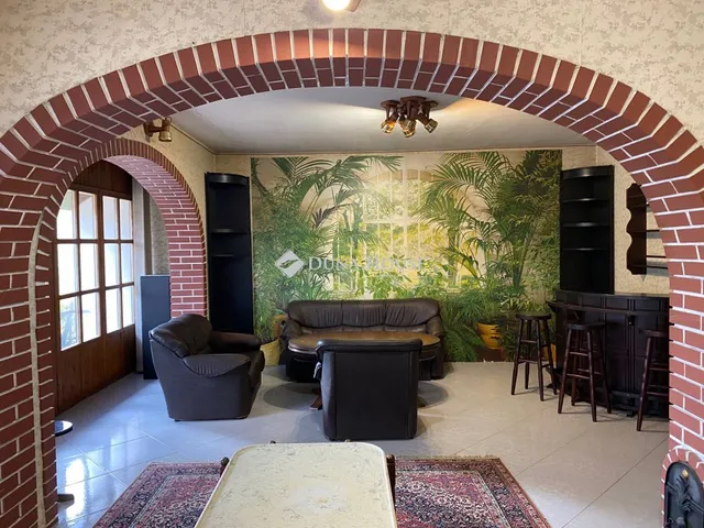 Eladó ház Bicske, Űrhajós utca 200 nm